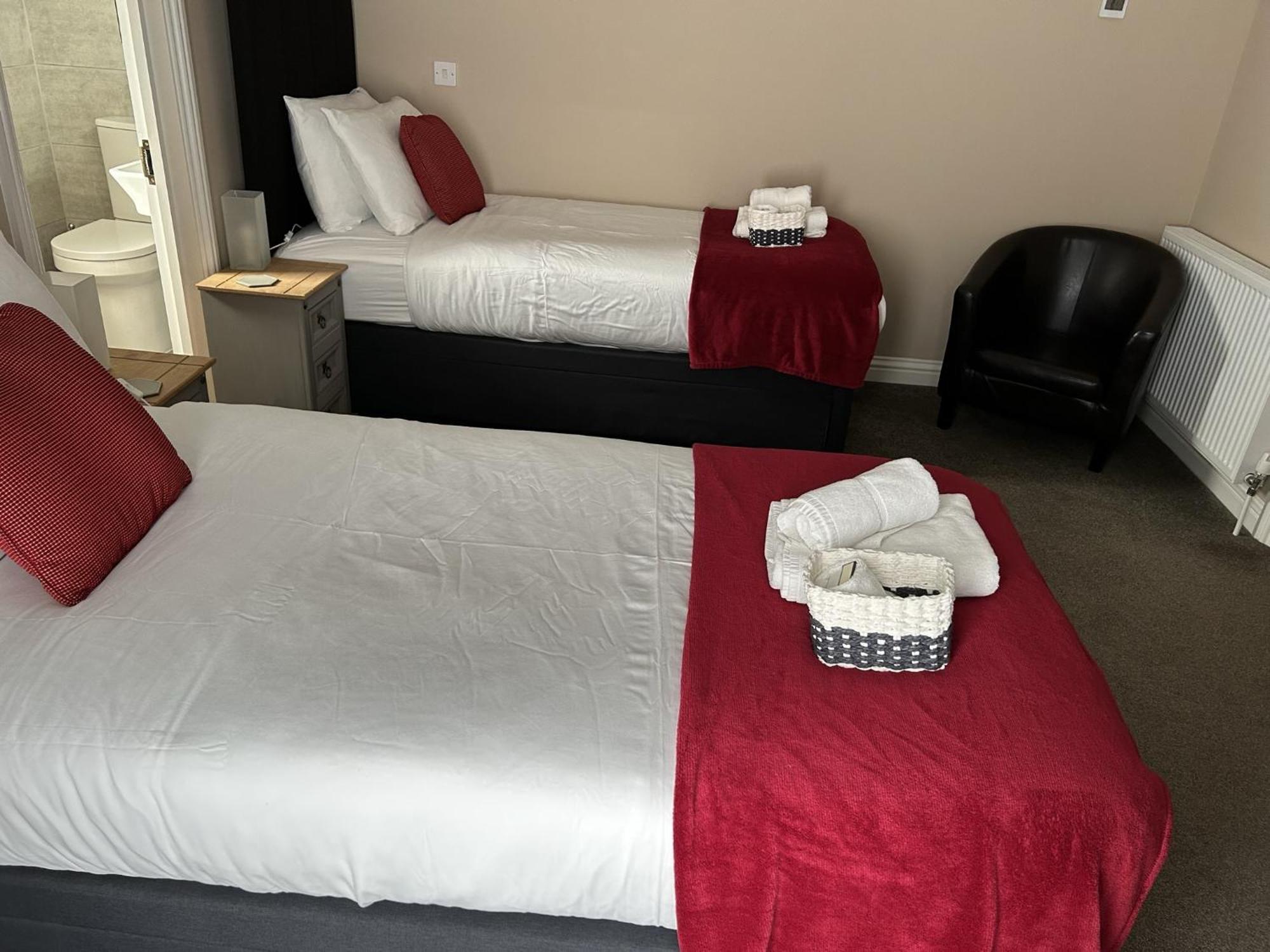 Highfield Coach House Hotel Лимингтън Стая снимка